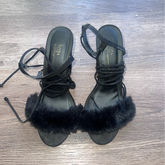 High heal sandals with fur and ties - Picture 4 of 4